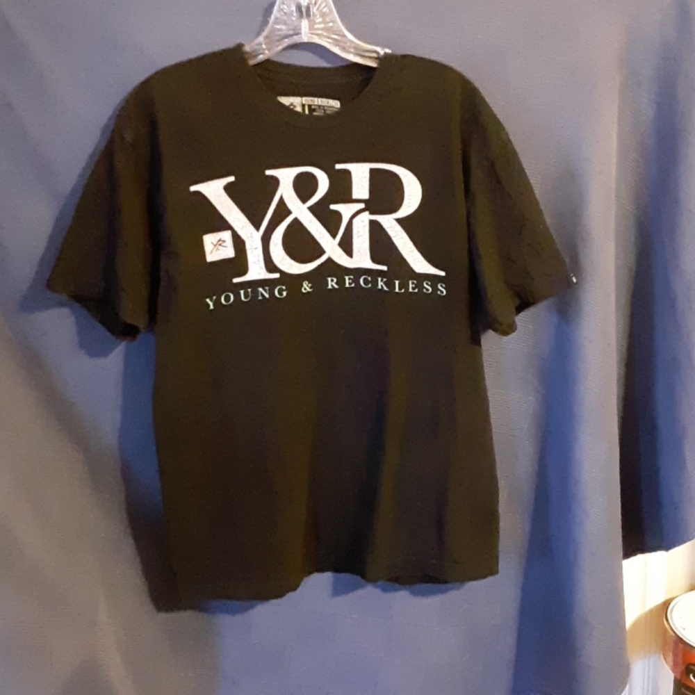 Young & Reckless tee size large